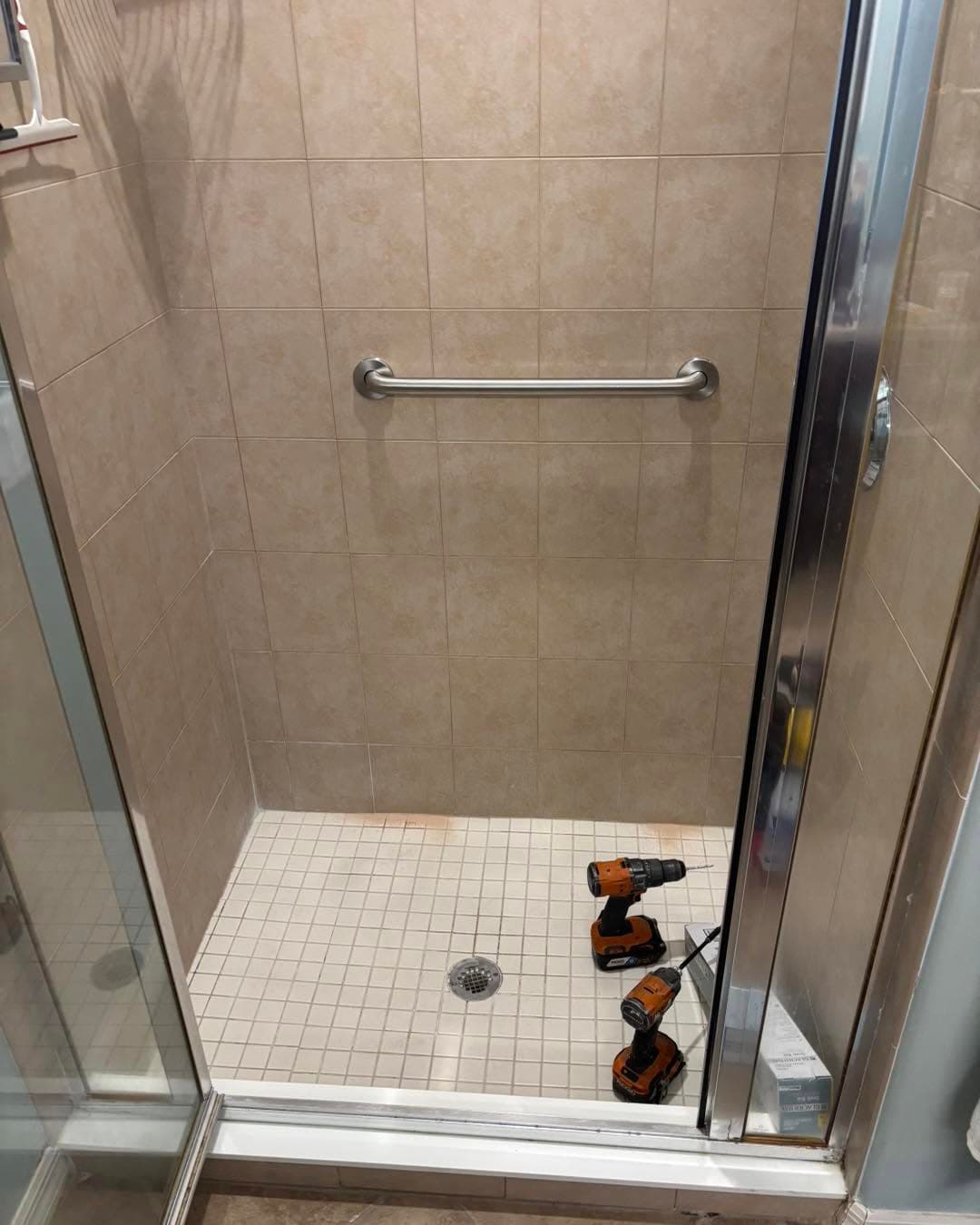 Bathroom Services project photo 4